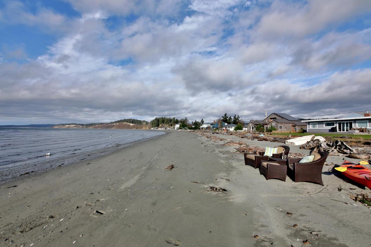 Maxwelton Beach Sunsets! Kayaks & Paddleboards! 1 Min Walk To The Water! Clinton Buitenkant foto